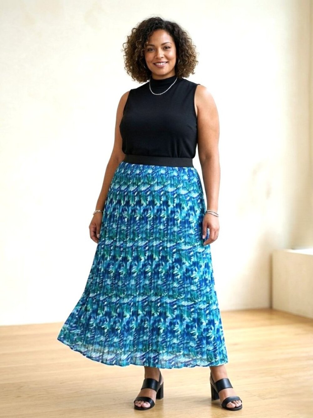 KIM ROGERS Accordion-Pleated Maxi Skirt. Plus size 2X.